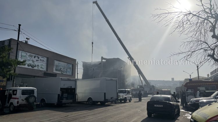 В Армении объявят траур после взрыва на рынке «Сурмалу»