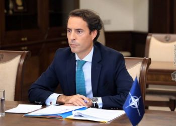 ՆԱՏՕ-ն Հայաստանին և  Ադրբեջանին կոչ է արել վերադառնալ բանակցությունների սեղանի շուրջ