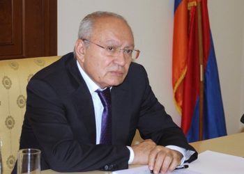 Աղվան Հովսեփյանն ուշագնաց է եղել, պատճառն արյան մեջ գլյուկոզայի բարձր ցուցիչն է. պաշտպան