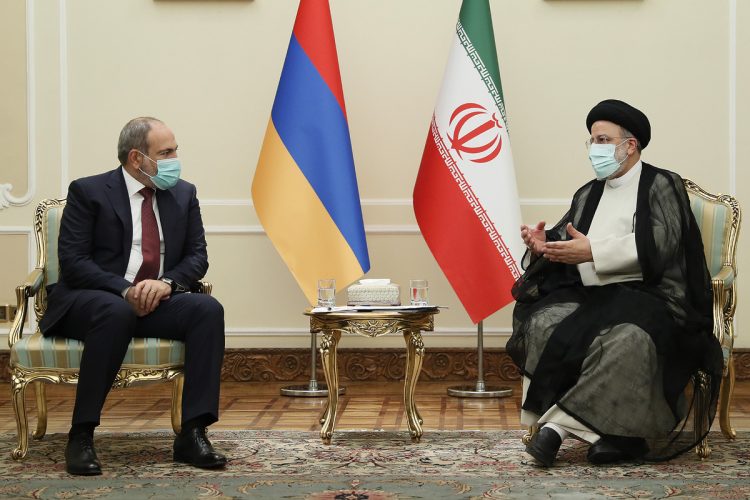 Փաշինյանը Իրանի նախագահին մանրամասներ է ներկայացրել սահմանային վերջին միջադեպերի վերաբերյալ