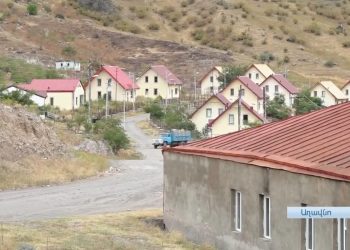 Բերձորից և Աղավնոյից անձնական գույքը տարհանելու համար պետությունը մեկ ընտանիքի հաշվով տրամադրում է 250 հազար դրամ