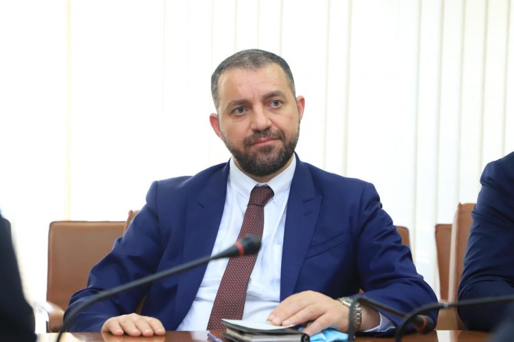 Շուտով կհրապարակվի չվացուցակը․ Քերոբյանը՝ լաստանավային բեռնափոխադրումների մասին