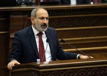 Նիկոլ Փաշինյանը փակ հանդիպում է անցկացնում «Քաղաքացիական պայմանագիր» խմբակցության պատգամավորների հետ
