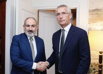 Նիկոլ Փաշինյանը հանդիպել է  ՆԱՏՕ-ի գլխավոր քարտուղար  հետ
