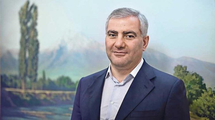 «Мир не должен закрывать глаза на смертельные удары Азербайджана»: Самвел Карапетян выделит $2 млн пострадавшим от агрессии Баку