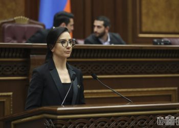 Աննա Վարդապետյանը երդմամբ ստանձնել է ՀՀ գլխավոր դատախազի պաշտոնը