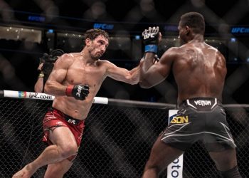 Արմեն Պետրոսյանը UFC 280 մրցաշարում հաղթել է ամերիկացի մարզիկ Էյ Ջեյ Դոբսոնին