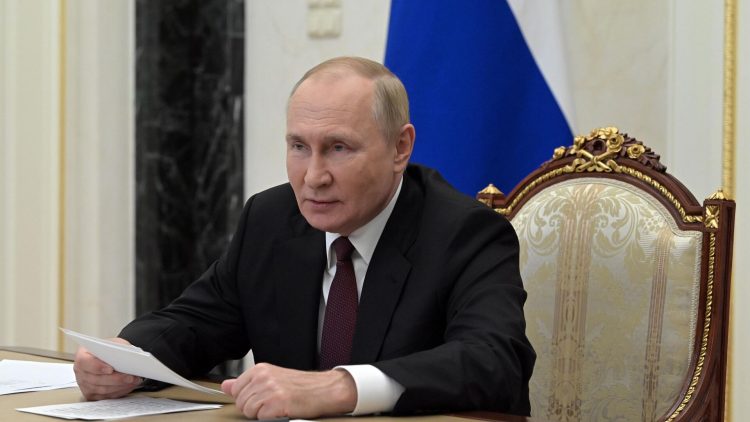 Путин сообщил о согласовании трехстороннего заявления глав России, Армении и Азербайджана
