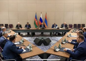 Լավրովը Միրզոյանին և Բայրամովին առաջարկել է քննարկել խաղաղության պայմանագիրն ու սահմանազատման շուրջ հարցերը