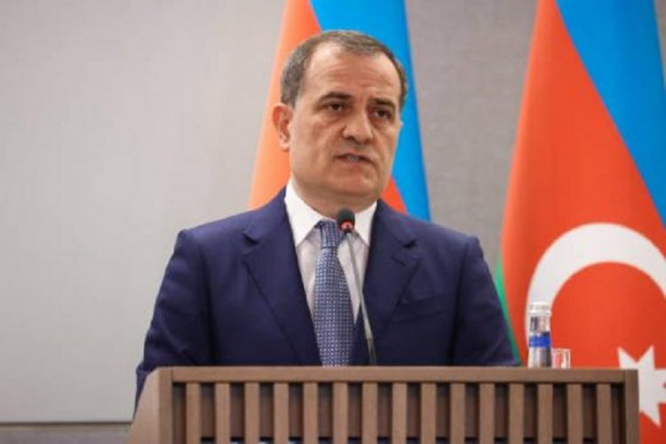 Բաքուն խաղաղության պայմանագրի ընդլայնված կետեր է ներկայացրել Երևանին. Բայրամով