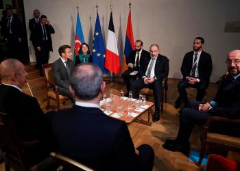 Ընդմիջումից հետո շարունակվում է Փաշինյան-Միշել-Մակրոն-Ալիև քառակողմ հանդիպումը