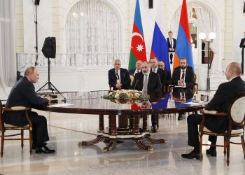Հրապարակվել է Փաշինյանի, Պուտինի և Ալիևի հայտարարության տեքստը