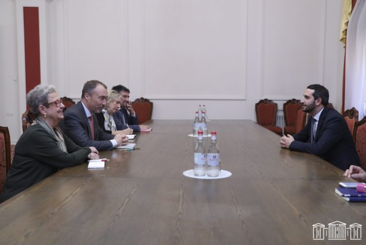 Ռուբինյանն ընդունել է ԵՄ պաշտոնյաներին, քննարկել կարգավորման գործընթացը
