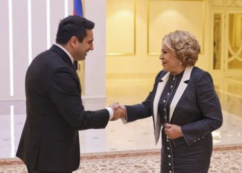 Մեր դիրքորոշումը միանշանակ է. ադրբեջանական զինված ուժերը պետք է լքեն ՀՀ ինքնիշխան տարածքը. Սիմոնյանը Մատվիենկոյին