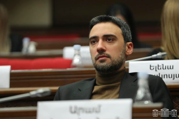 «Հայաստան» դաշինքի պատգամավոր Արամ Վարդևանյանը վայր է դնում մանդատը