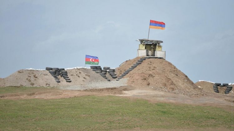 В церквях Армении и Диаспоры проходит общенациональная молитва за Арцах (прямое включение)