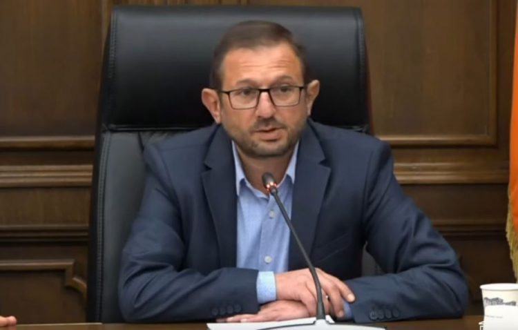 В церквях Армении и Диаспоры проходит общенациональная молитва за Арцах (прямое включение)