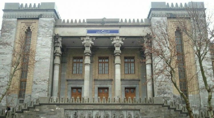 В церквях Армении и Диаспоры проходит общенациональная молитва за Арцах (прямое включение)