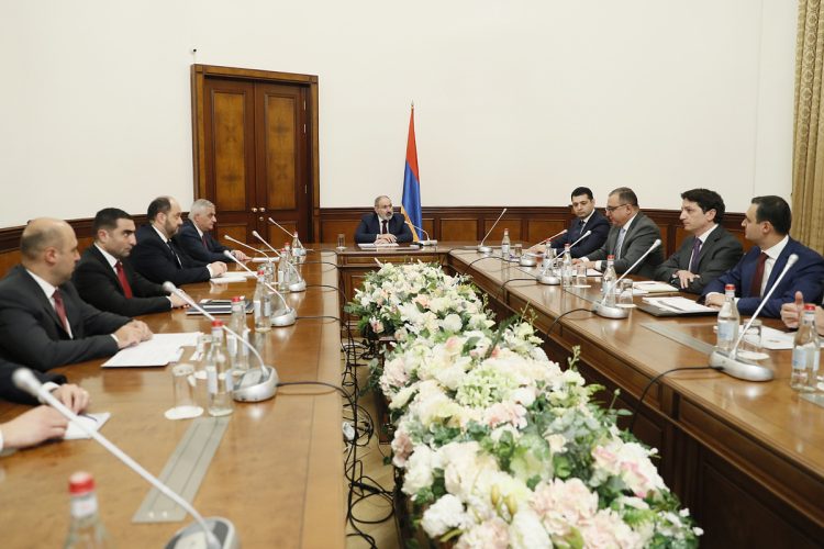 Վարչապետին ներկայացվել է Ֆինանսների նախարարության 2022թ. գործունեության հաշվետվությունը