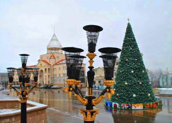 Ստեփանակերտի գլխավոր տոնածառի լույսերը կվառվեն դեկտեմբերի 23-ին