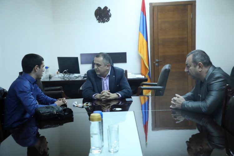 Էրիկ Իսրայելյանը կպարգևատրվի 1,5 մլն դրամով, կստանա սպորտային նպաստ և անվանական թոշակ