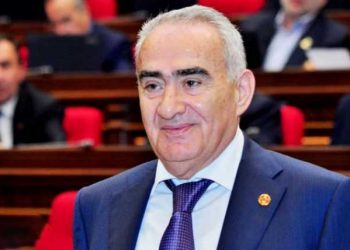 Մահացել է Գալուստ Սահակյանը
