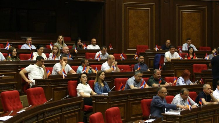 Հայտնի են «Հայաստան» խմբակցության մանդատներն ստանձնած թեկնածուների անունները․ ԶԼՄ