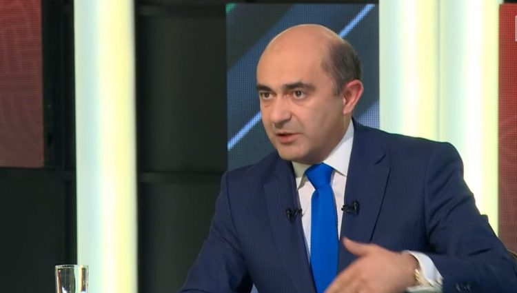 Марукян: Азербайджанцы мешают доставке гуманитарной помощи в Арцах