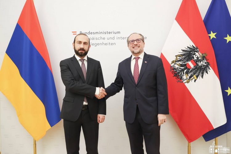 Միրզոյանն ավստրիացի գործընկերոջը ներկայացրել է Լաչինի միջանցքի արգելափակման հետևանքով ստեղծված իրավիճակը