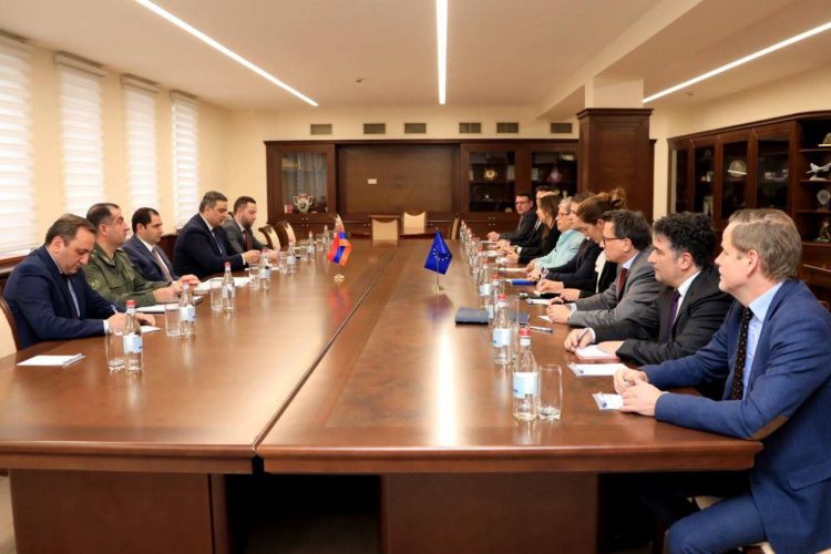 ՊՆ-ն պատրաստ է աջակցել ԵՄ նոր դիտորդական առաքելությանը