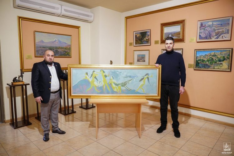 Музей истории Еревана пополнил фонд изобразительного искусства двумя новыми полотнами