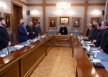 Մայր Աթոռում քննարկվել է Արցախին օժանդակելուն ուղղված քայլերը