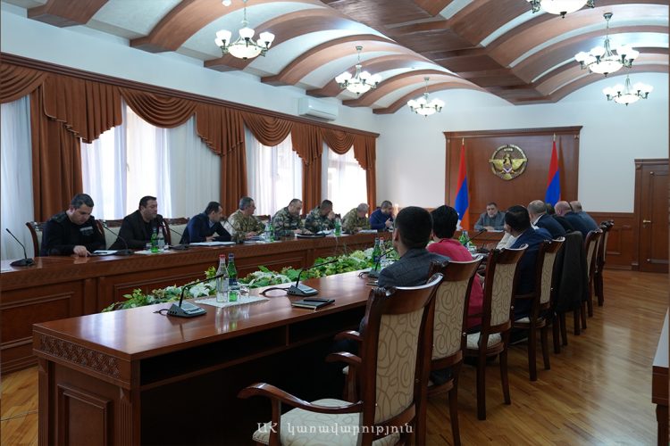 Օպերատիվ շտաբի նիստ Արցախում. Ռուբեն Վարդանյանը հանձնարարականներ է տվել