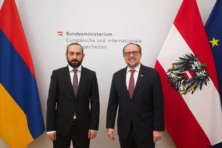 Կոչ ենք անում Ադրբեջանին վերաբացել Լաչինի միջանցքը. Ավստրիայի ԱԳ նախարար