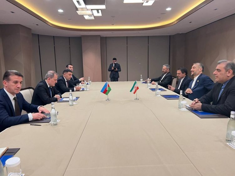 Աբդոլլահիանն ու Բայրամովը քննարկել են իրավիճակը տարածաշրջանում