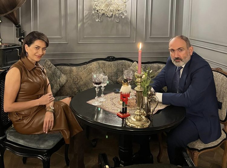 «Կան իրական էսթետներ, ովքեր խոցվում են սովորական կարկանդակից»․ Աննա Հակոբյանի նոր լուսանկարները՝ ի պատասխան քննադատությունների