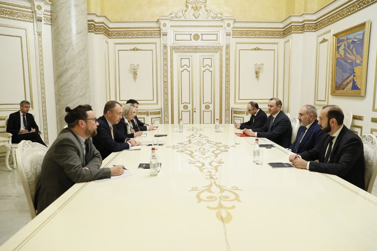 Փաշինյանն ու Կլաարը քննարկել են Լեռնային Ղարաբաղի ճգնաժամը և Երևանի ու Բաքվի բանակցությունները