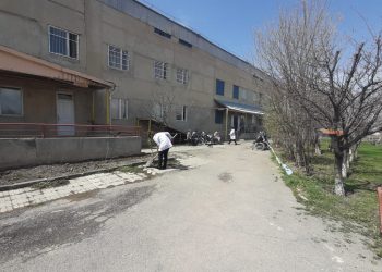 Վարդենիսի նյարդահոգեբանական տուն-ինտերնատի տնօրենը հիվանդներին ենթարկել է խոշտանգման, կապել մետաղյա շղթայով