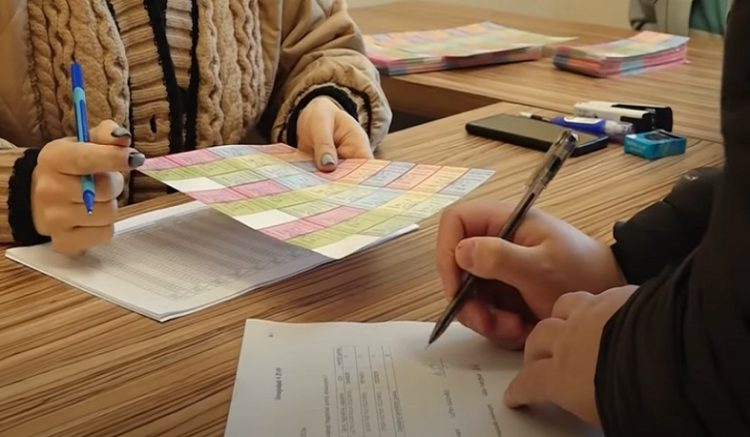 В Арцахе возобновили выдачу талонов на продукты