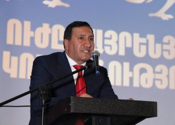 Տիգրան Արզաքանցյանը հայտնել է, որ ռուս խաղաղապահների մեքենաներն ստուգվում են «էկոակտիվիստների» կողմից