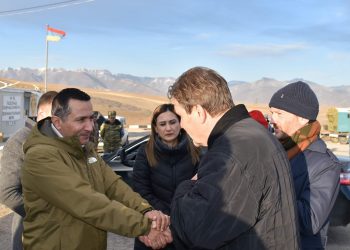 ԵԽԽՎ ներկայացուցիչներն այցելել են Հայաստանն Արցախին կապող ճանապարհի անցակետ