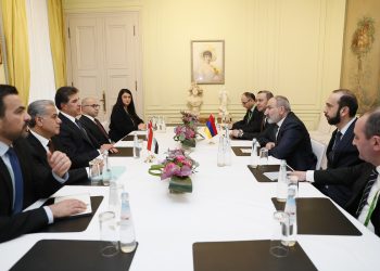 Վարչապետն Իրաքյան Քուրդիստանի առաջնորդի հետ երկկողմ գործարար կապերն է քննարկել