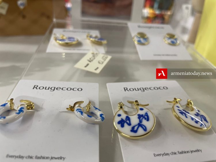«Եթե ուզում եք գործը գլուխ բերել, կնոջը կանչեք». նվերների գաղափարներ մարտի 8-ի համար