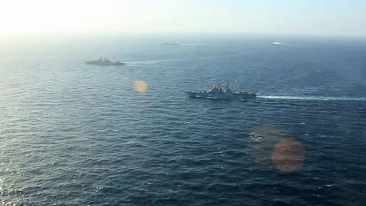 Россия, Китай и Иран проводят совместные военно-морские учения в Оманском заливе