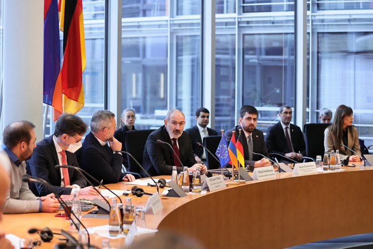 Փաշինյանը Բունդեսթագում հայտարարել է, որ անընդունելի է անարձագանք թողնել Լաչինի միջանցքի հարցով ՄԱԿ-ի դատարանի որոշումը