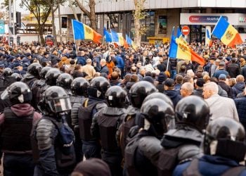 Քիշնևում ցույցեր են, նաև ռումբի ահազանգեր կան