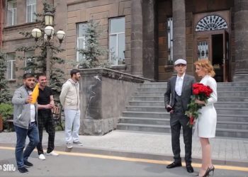 44-օրյա պատերազմի մասնակիցը սիրելիին ամուսնության առաջարկ է արել Զինվորի տանը