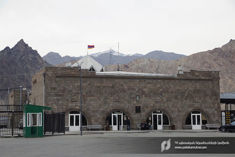 Մեղրիի անցակետում Իրանի քաղաքացու մոտ հայտնաբերվել է մեթադոն