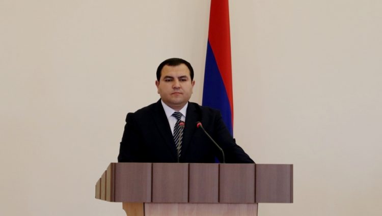 Այսուհետ Արցախից Հայաստան հնարավոր կլինի մեկնել խիստ անհրաժեշտության դեպքում․ Արցախի պետնախարար