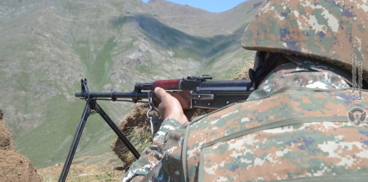 Տեղ համայնքի հատվածում Ադրբեջանի ԶՈւ-ն ականանետային միջոցներ է կիրառել․ ՊՆ
